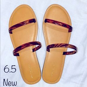 NWOT American Eagle Sandals